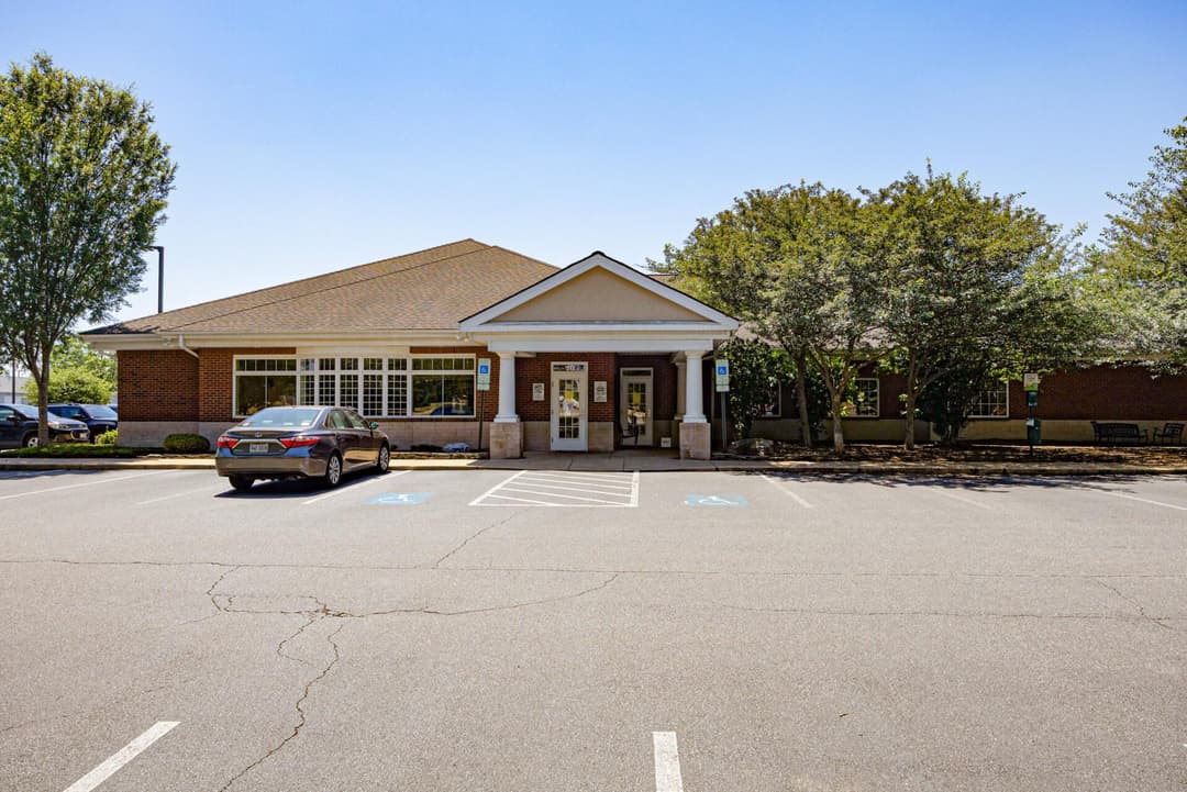 Image of VCA White Oak Animal Hospital Property