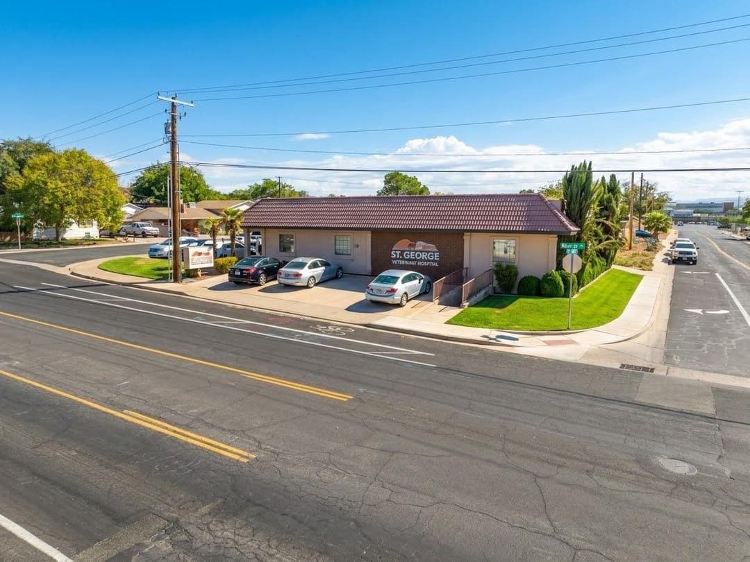 Image of St. George Veterinary Hospital Property