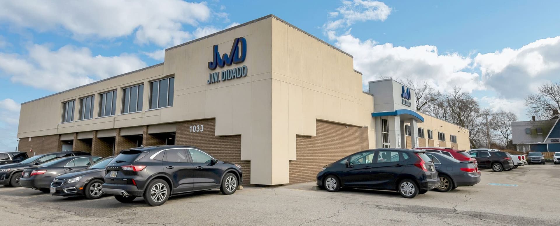 Matthews™ Closes Sale of Ohio Industrial Portfolio featured image 