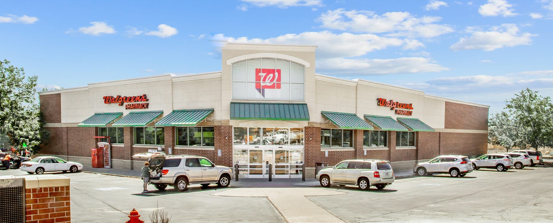 Matthews™ Brokers $8.4M Walgreens Sale in 1031 Exchange featured image 