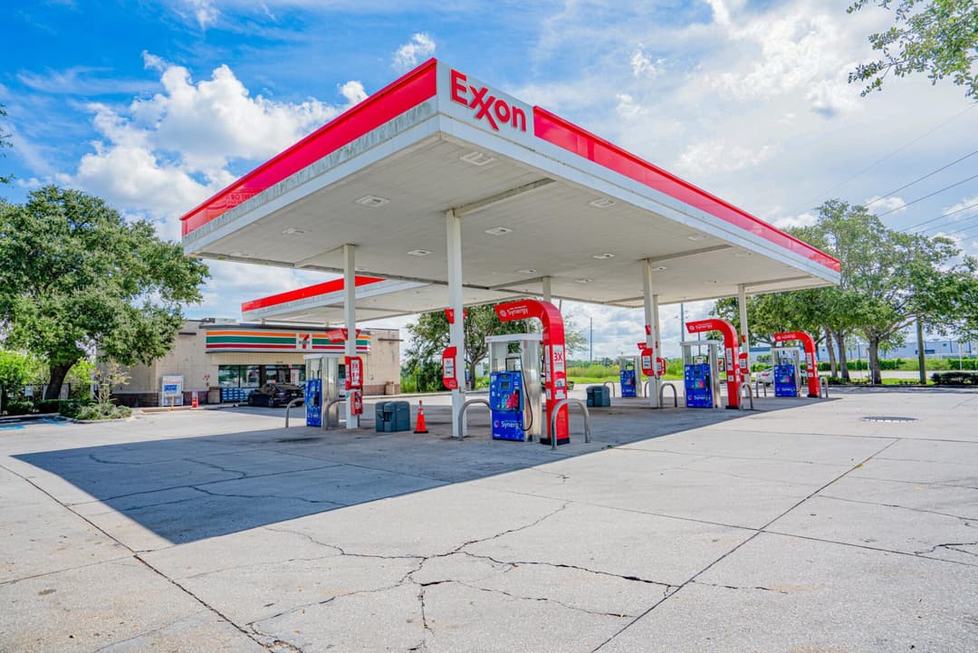 Image of 7-Eleven Property