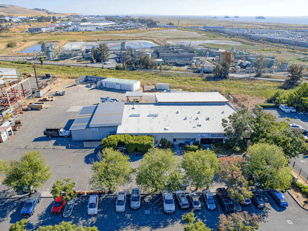 Image of 3130 Bayshore Rd For Lease Property