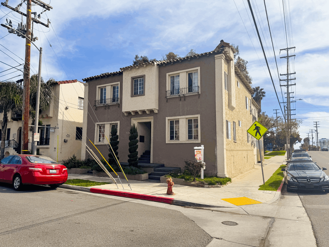 Image of 464 W Cowles Street Property