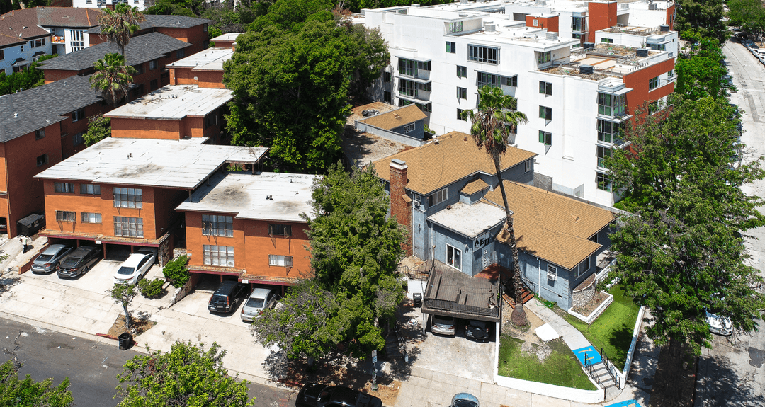 Image of 645 Landfair Ave Property