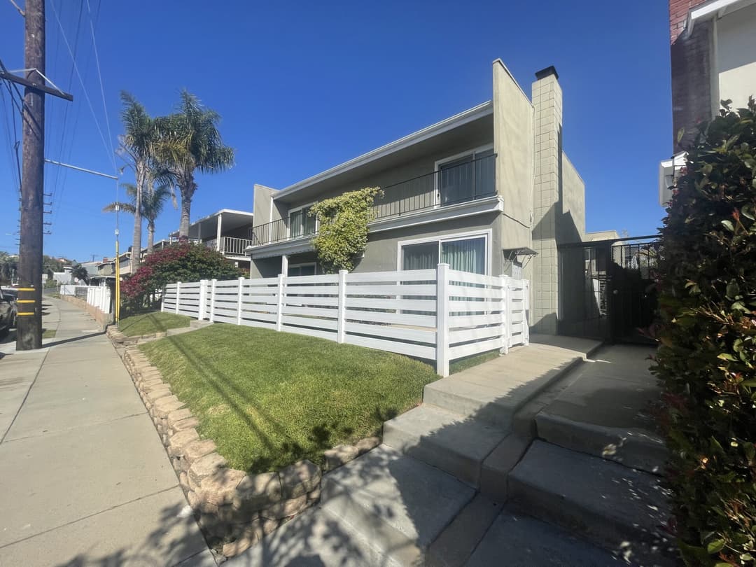 Image of 1215 Beryl Street Property