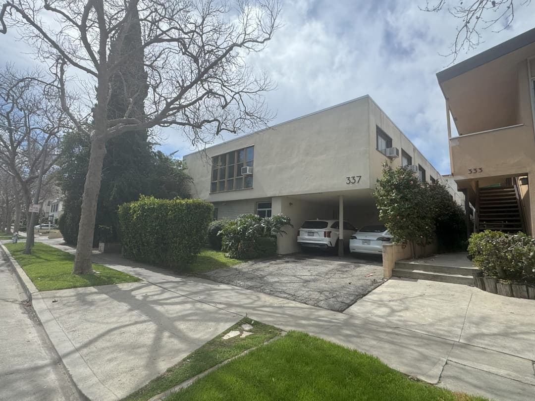 Image of 337 S Rexford Drive Property