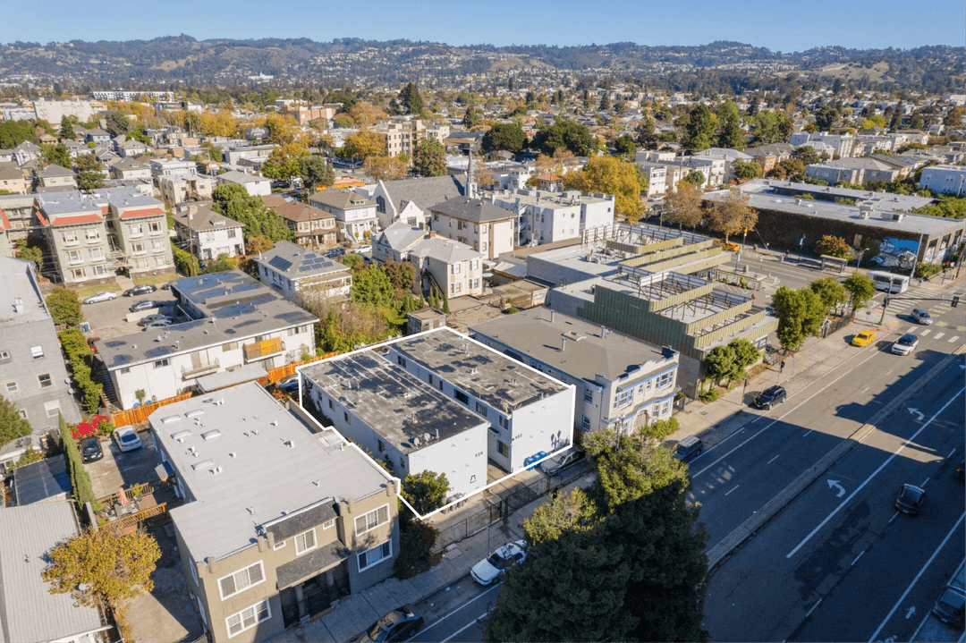 Image of 522-526 40th St Property