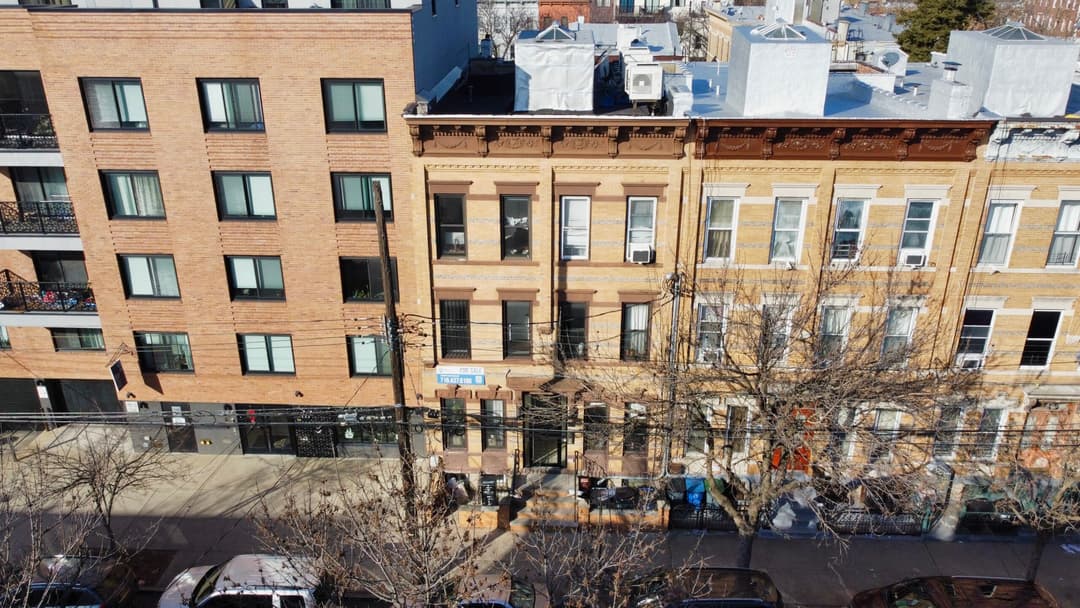 Image of 393 Bleecker St Property