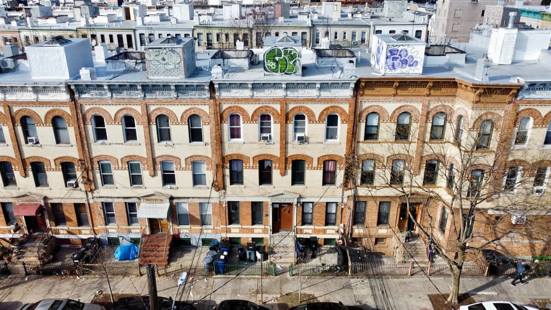 Image of 18-89 Cornelia Street Property