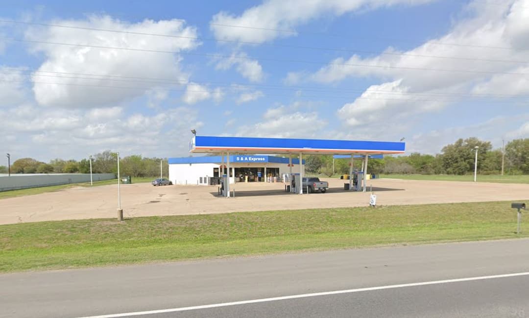 Image of Convenience Store & Gas Station Property