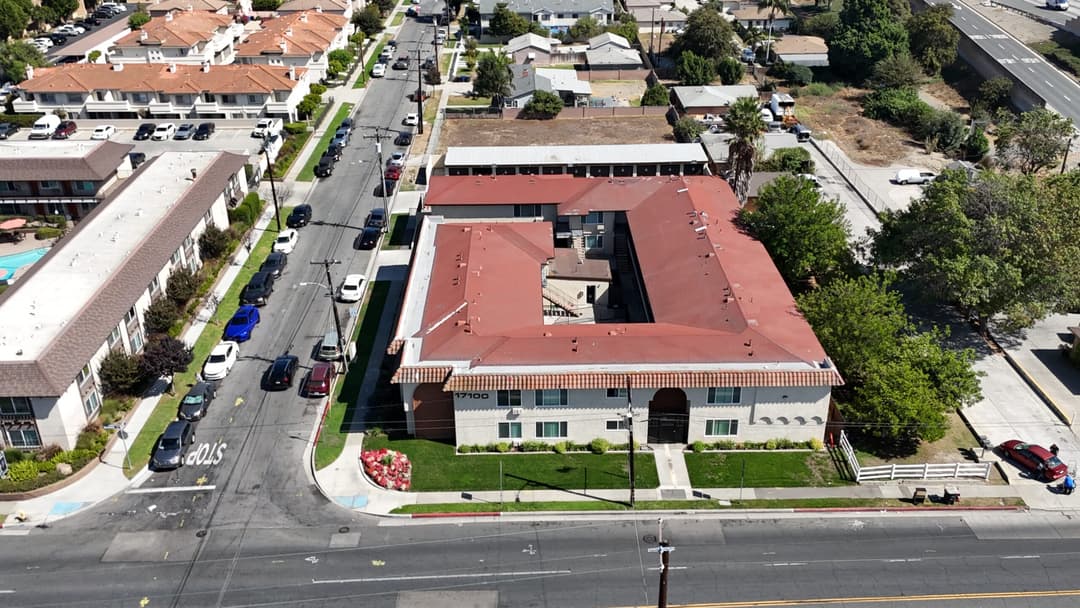 Image of 17100 Downey Avenue Property