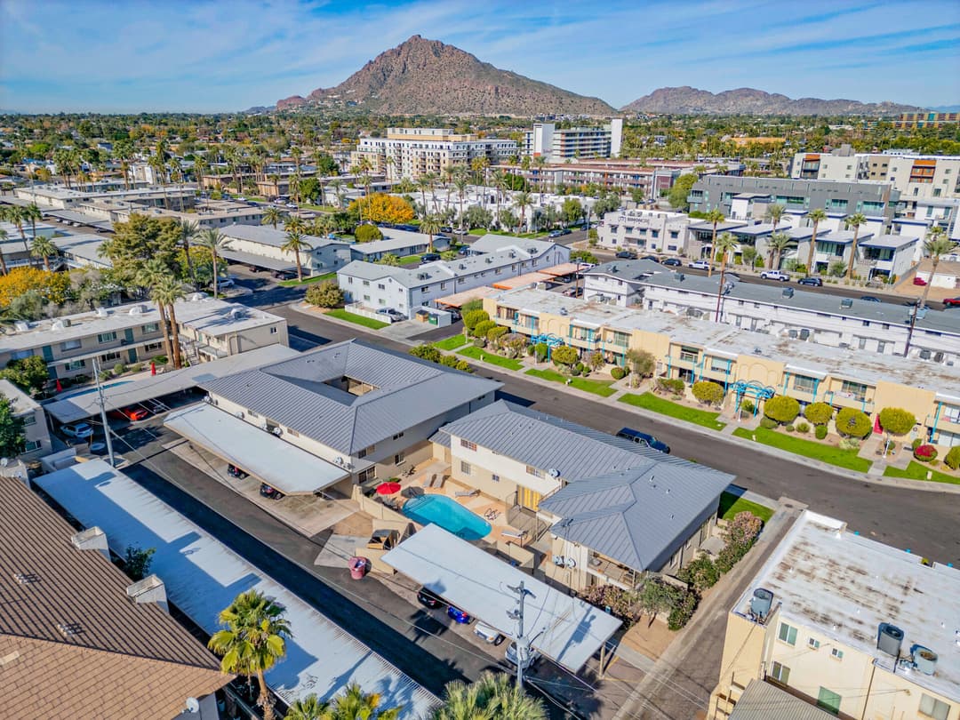 Image of 6915 E 3rd St Property