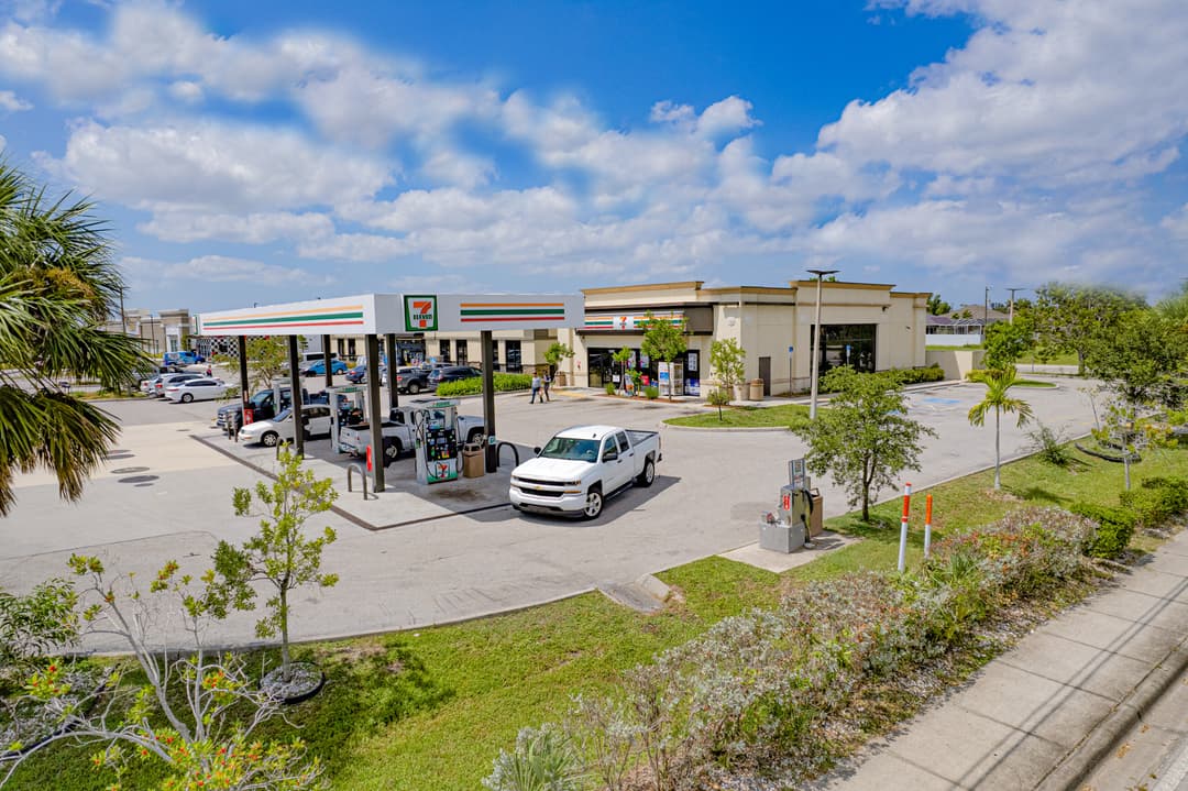 Image of 7-Eleven Property