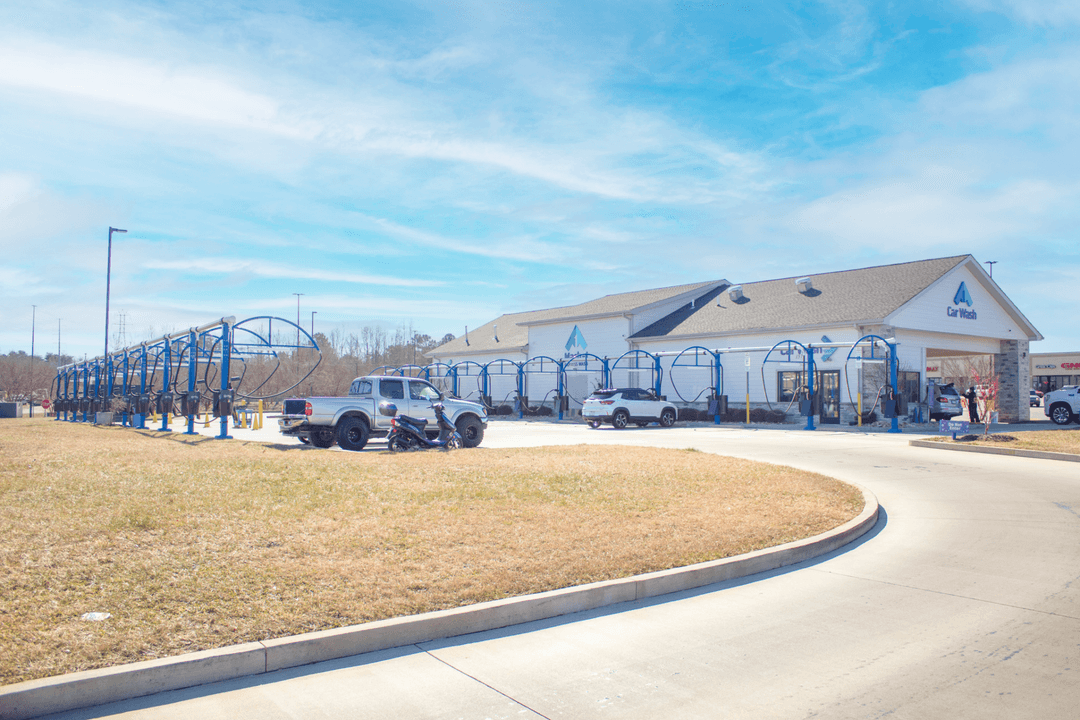 Image of Mach-1 Express Wash Property