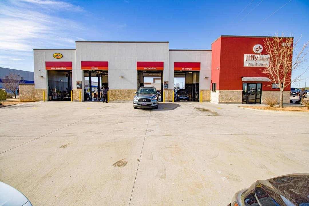 Image of Jiffy Lube Property