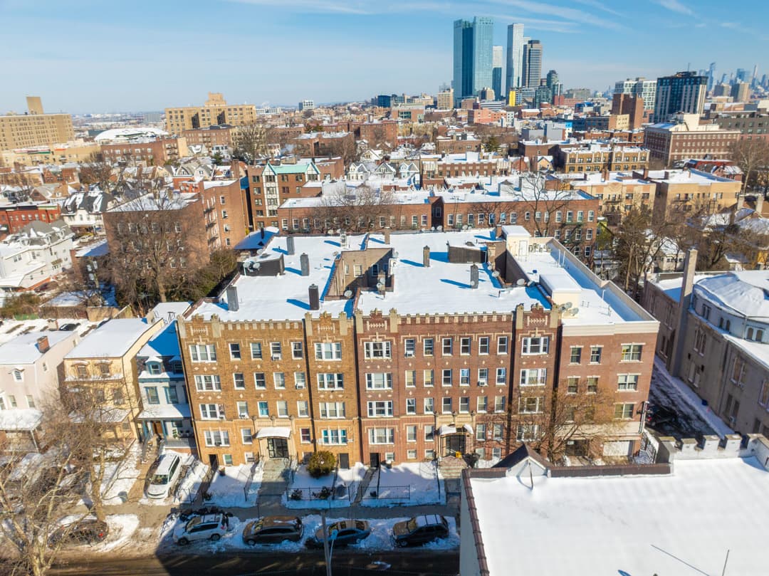 Image of 150-154 Belmont Ave Property