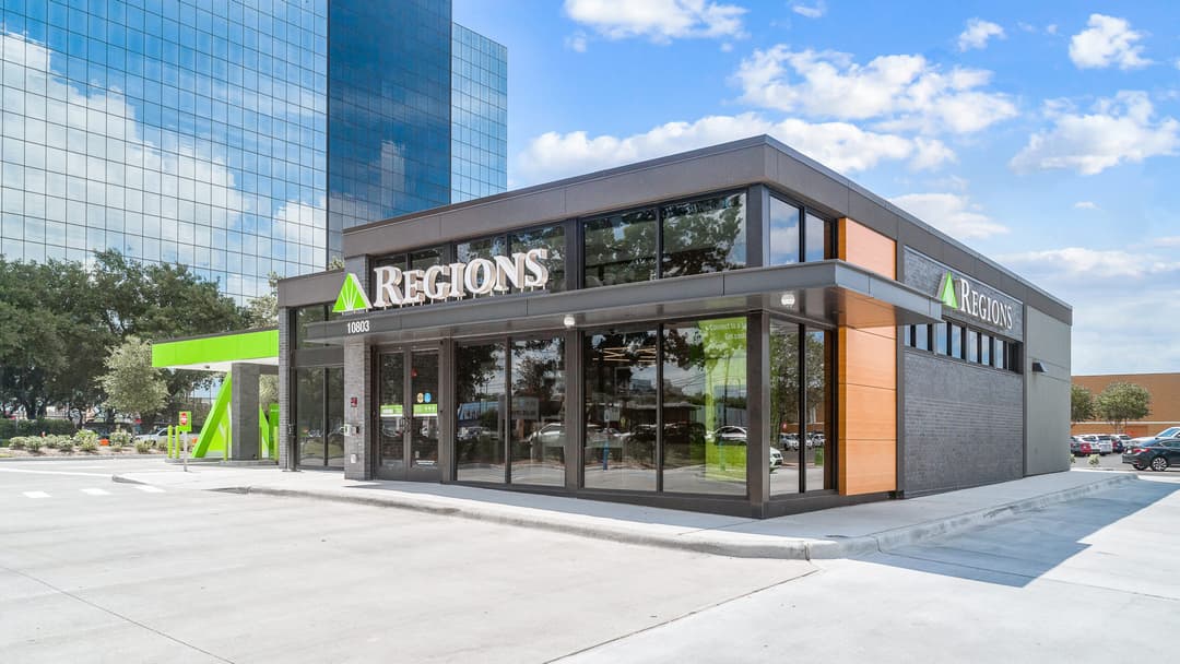 Image of Regions Bank Property