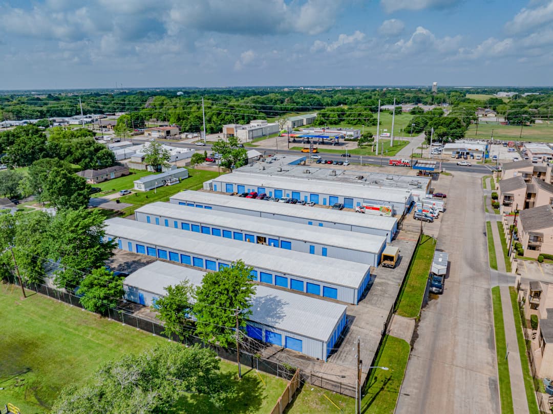 Image of Big Lenny’s Storage Property