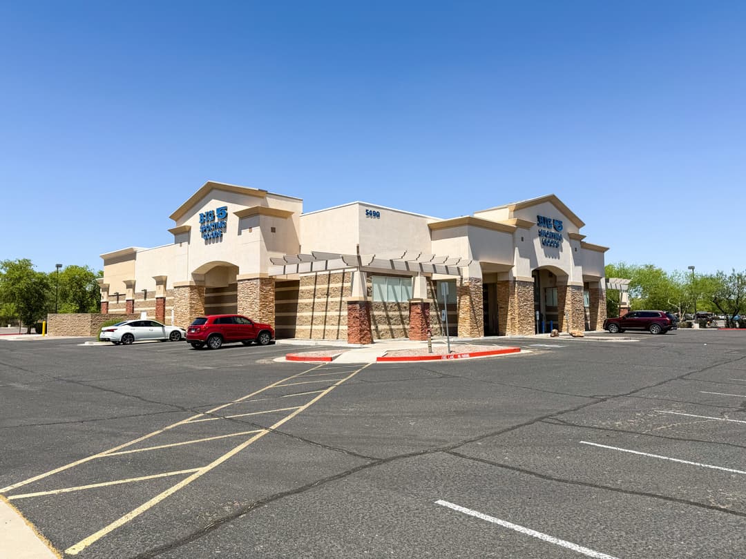 Image of Big 5 Sporting Goods Property