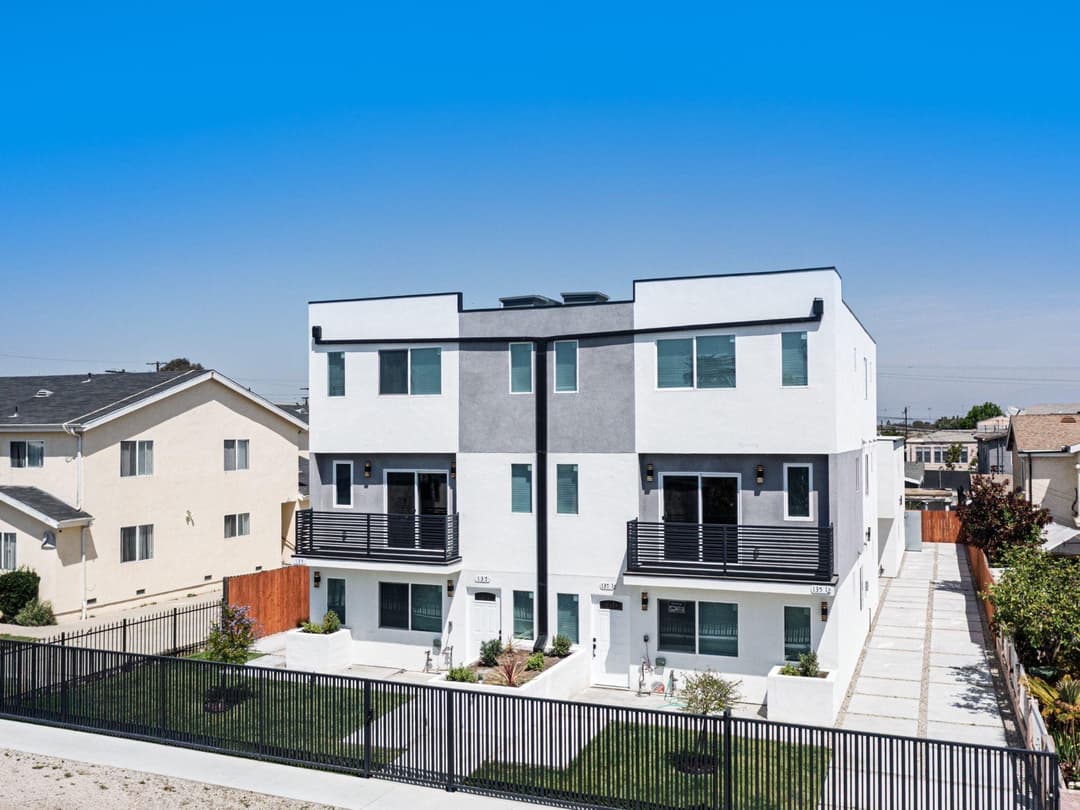 Image of 137 E 119th Street Property