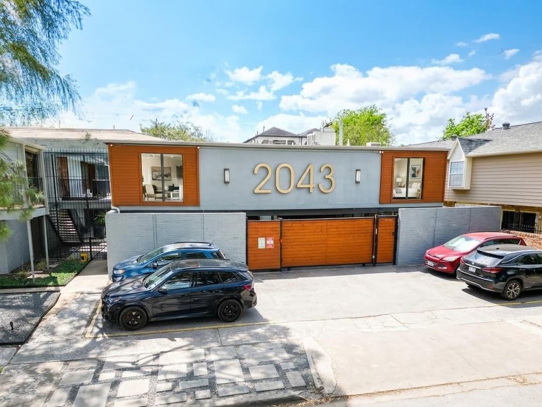 Image of 2043 Sul Ross Street Property