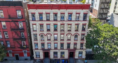 How Matthews™ Valued a Distressed, Rent-Stabilized Building for an 8.9% Return on Cost image
