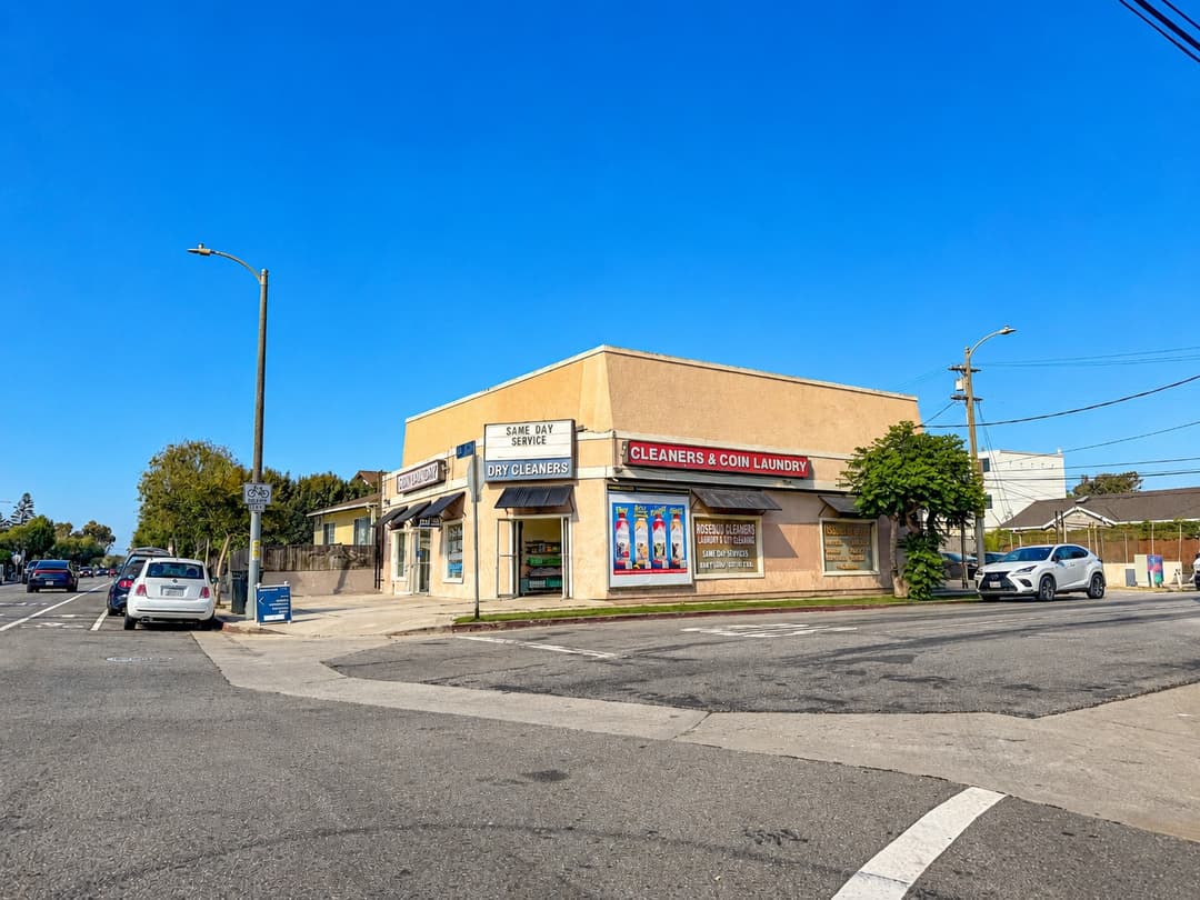 Image of 402 Rose Avenue Property
