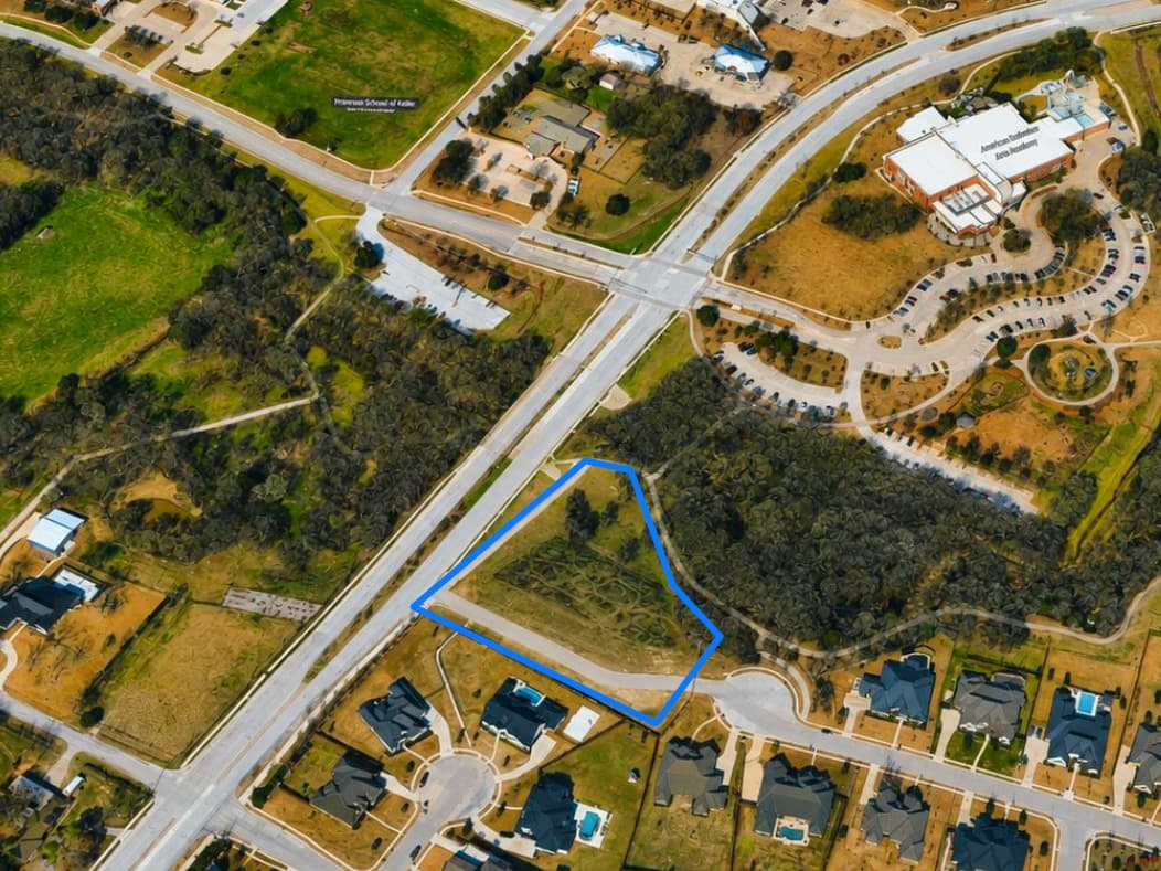 Image of 501 Rufe Snow Dr Property