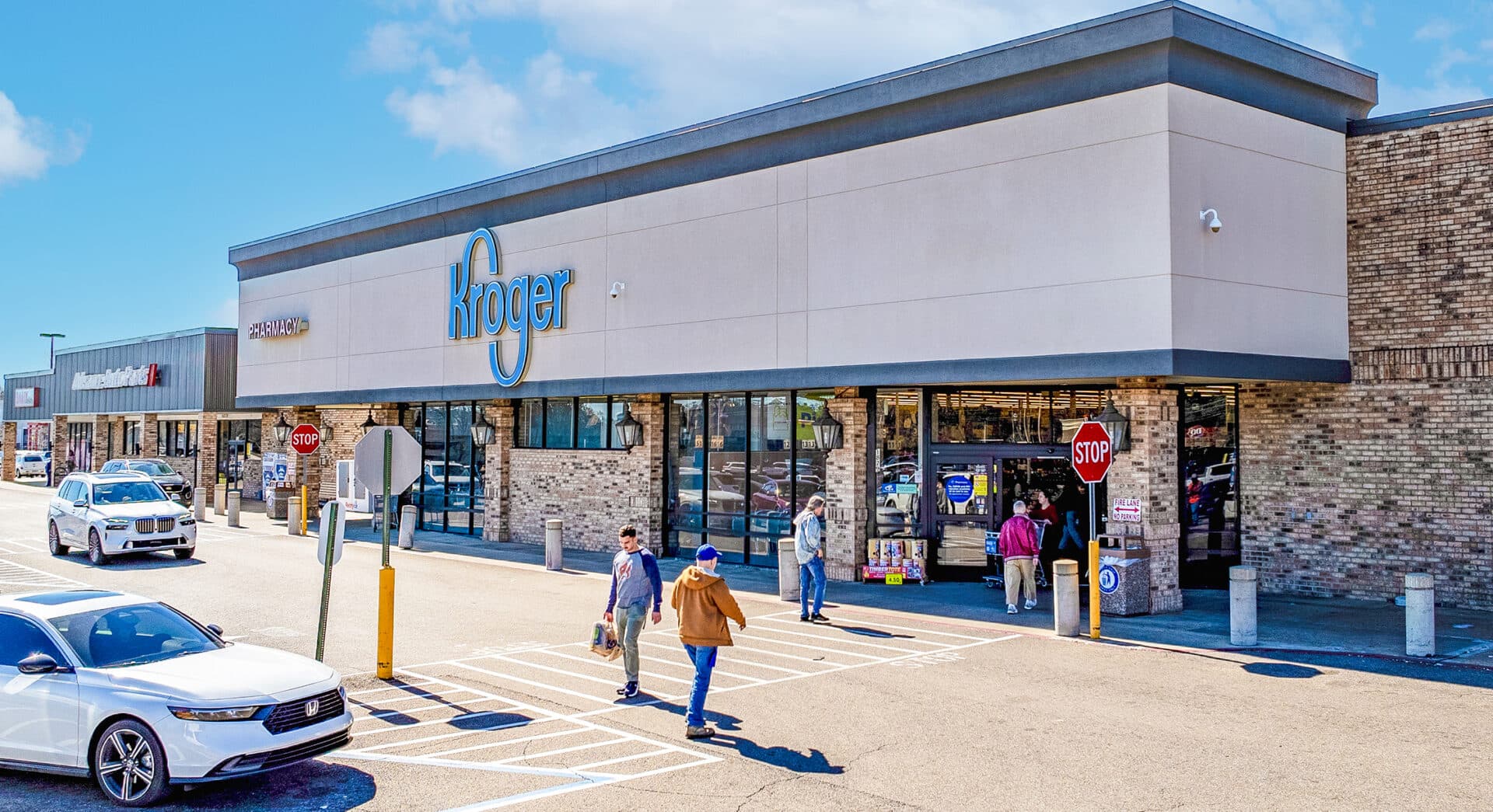 Matthews™ Executes Sale of Mississippi’s Top Kroger Location featured image 