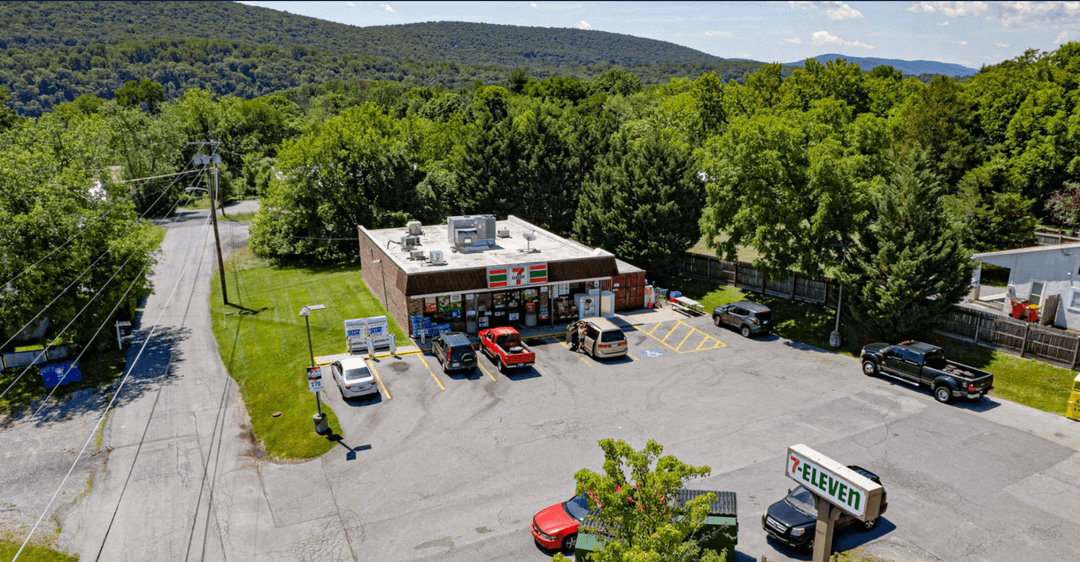 Image of 7-Eleven Property