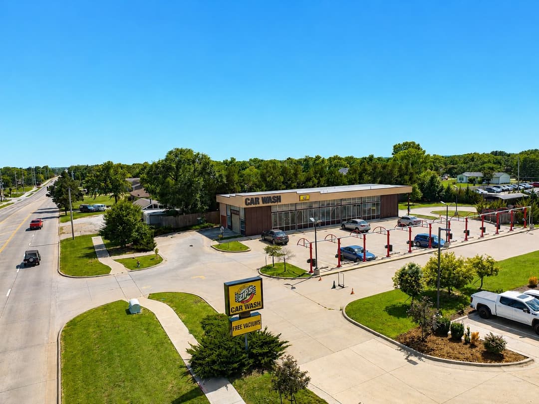 Image of Vacant Car Wash Property