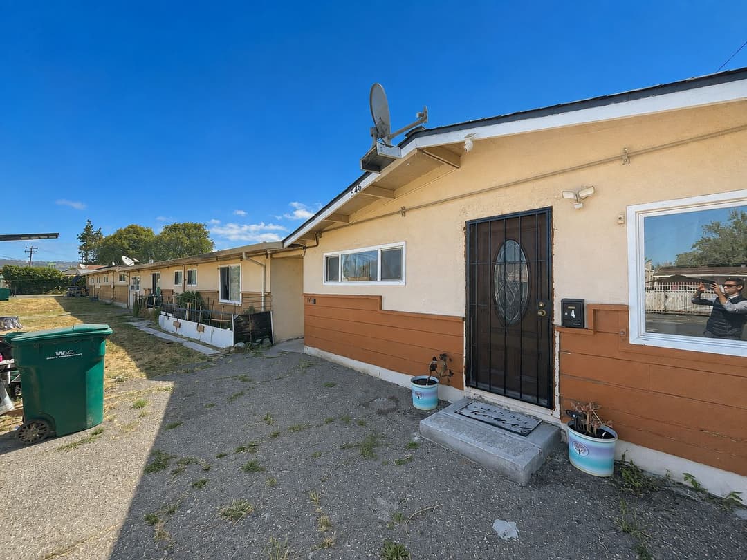 Image of 548 105th Ave Property