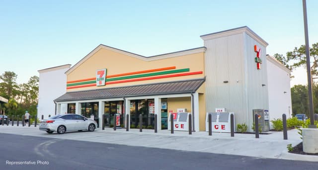 Newly constructed 7-Eleven convenience store in Kissimmee, FL, sold in the Orlando MSA