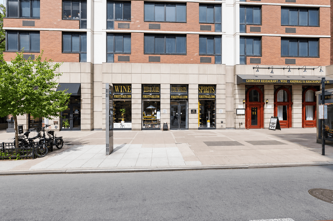 Image of 923-937 Second Avenue Property