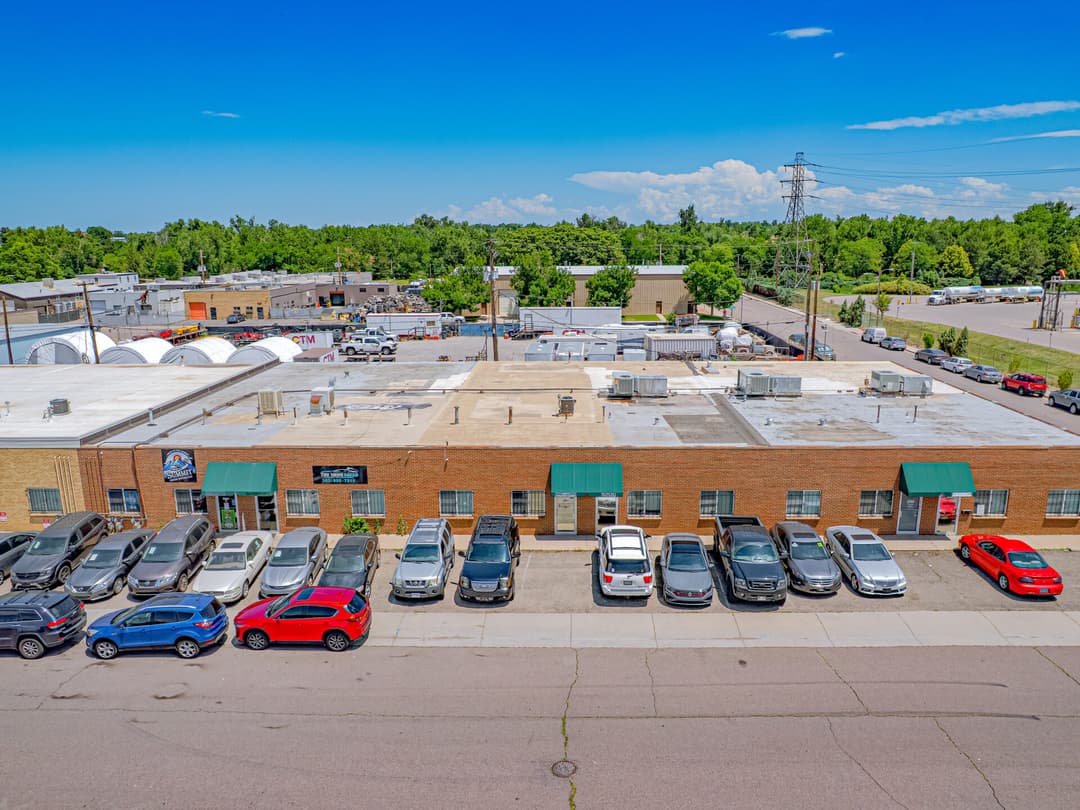 Image of 2390 S Kalamath St Property
