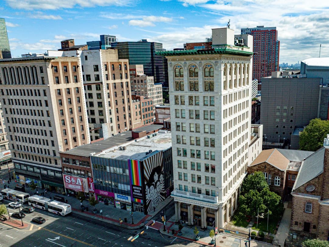 Image of 810 Broad Street Property