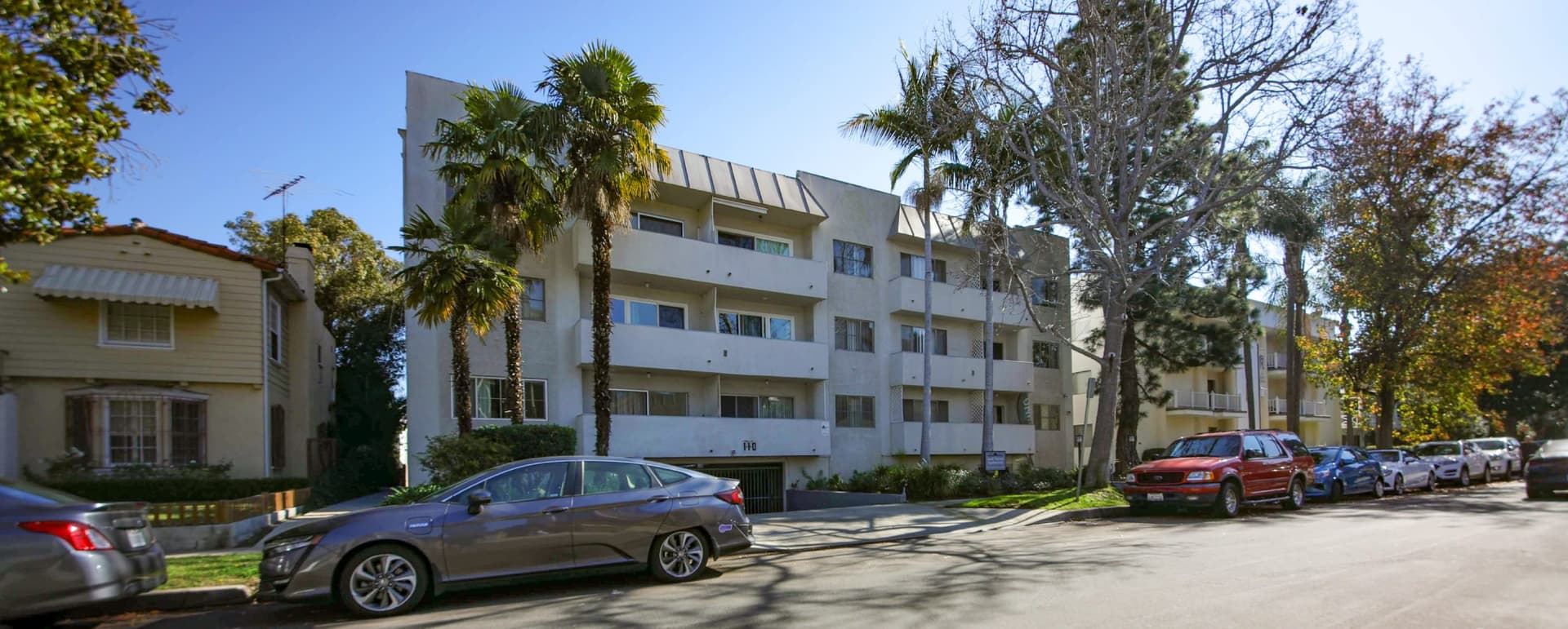 Matthews™ Closes $11.4M Los Angeles Multifamily Building featured image