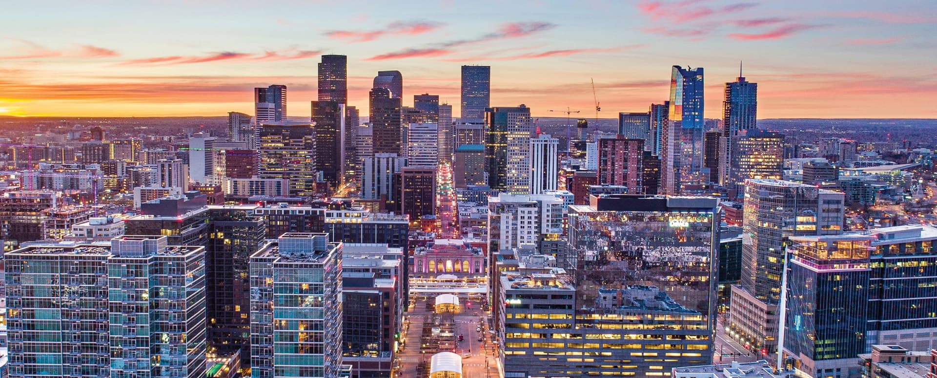 Matthews™ Brokers Sale of Primary Data Center in Downtown Denver featured image