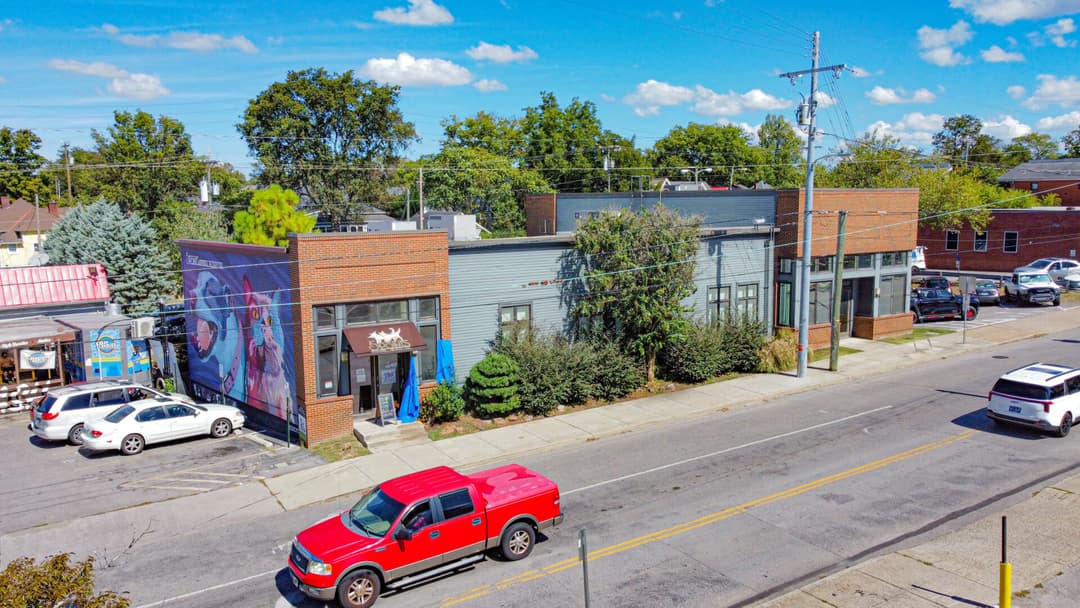 Image of 5 Points Animal Hospital Property