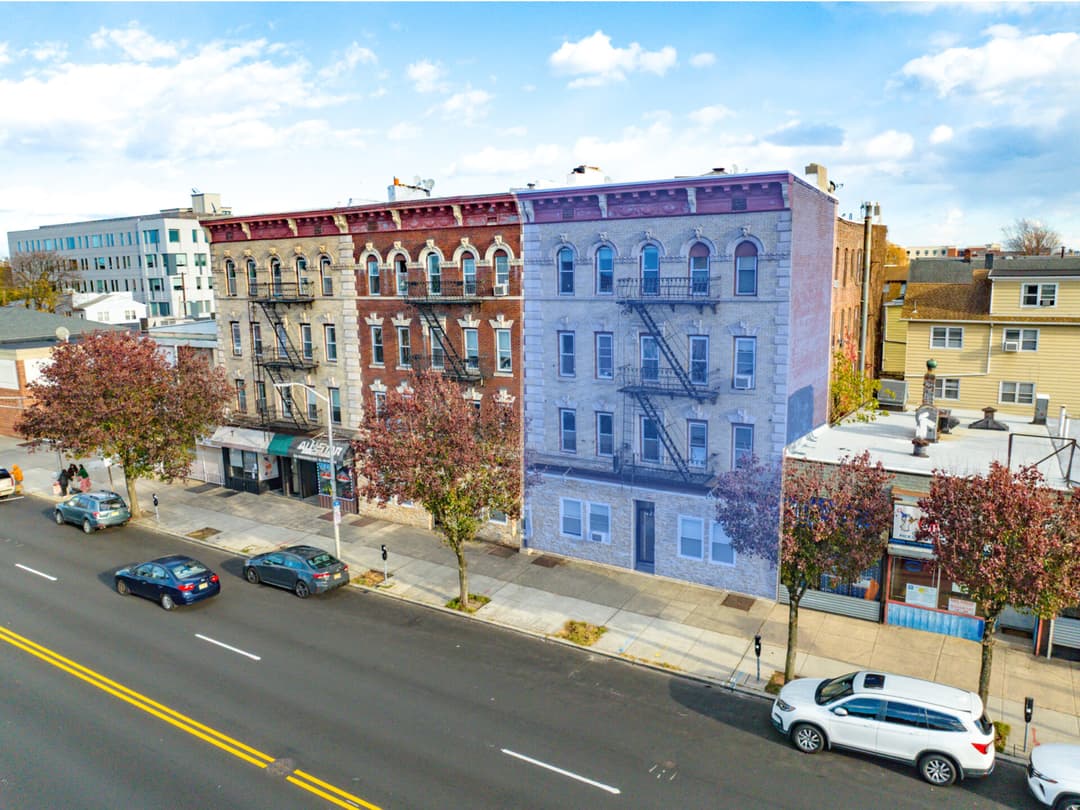 Image of 548 Avenue C Property