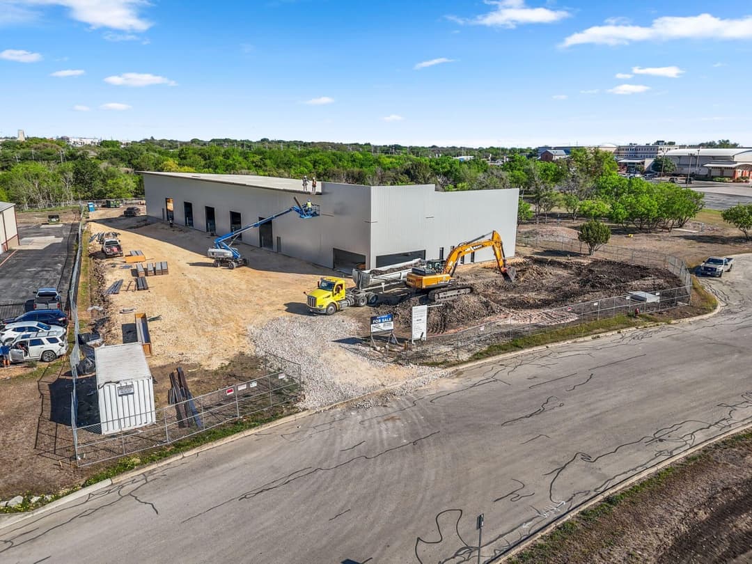 Image of 1630 Northlake Pass | For Sale or Lease Property