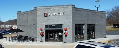 Matthews™ Facilitates Benchmark Cap Rate Sale of Chipotle in Tennessee image