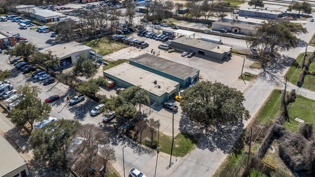 Image of 511 Thompson Ln Property