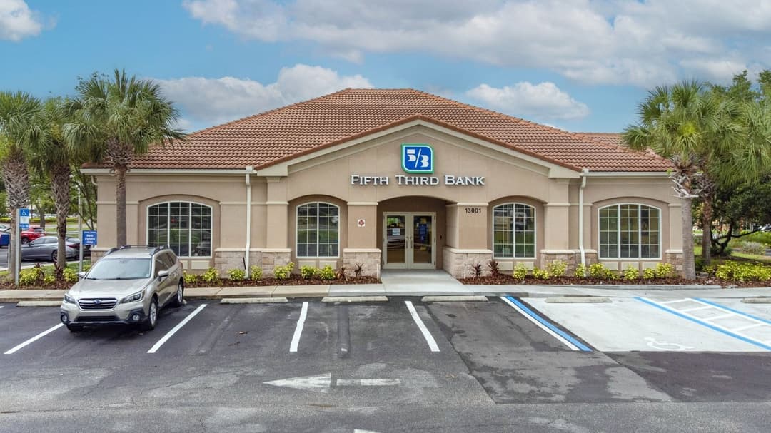 Image of Fifth Third Bank Property