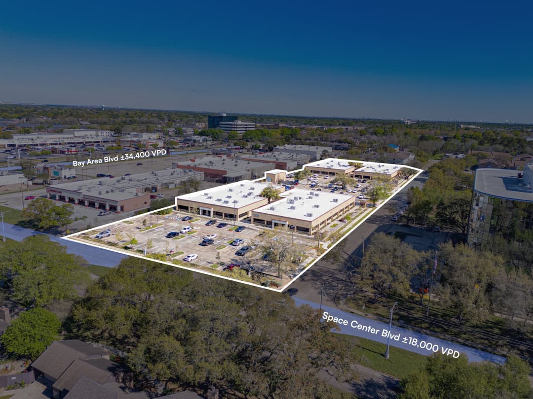 Image of Armand Plaza Property