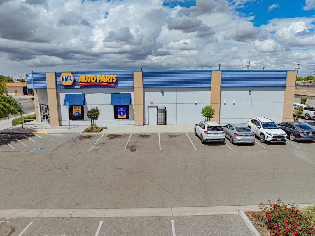 Image of Napa Auto Parts Property