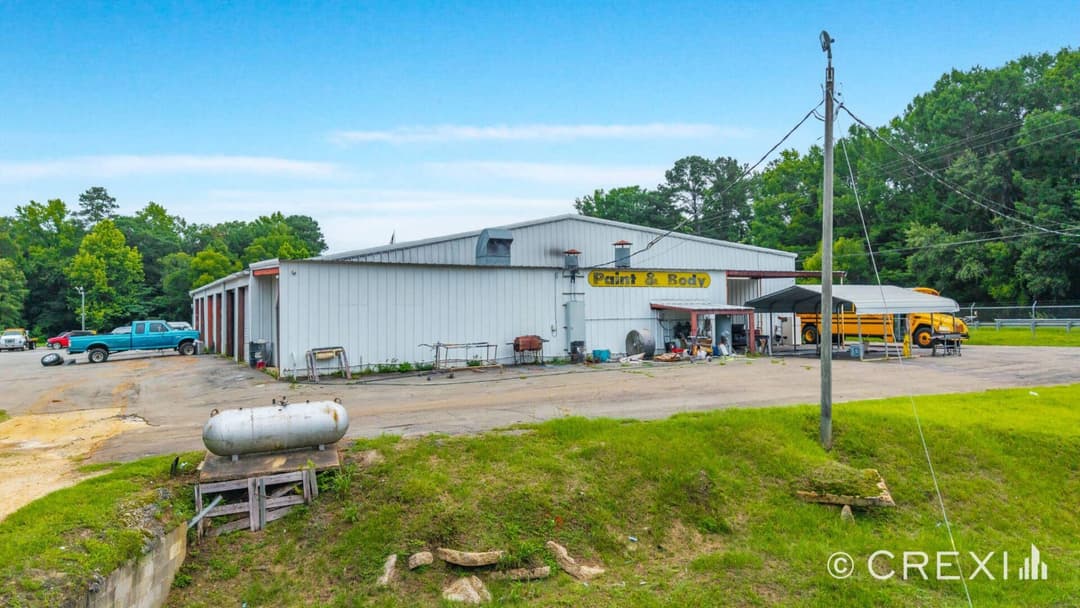 Image of Automotive Collision Center Property