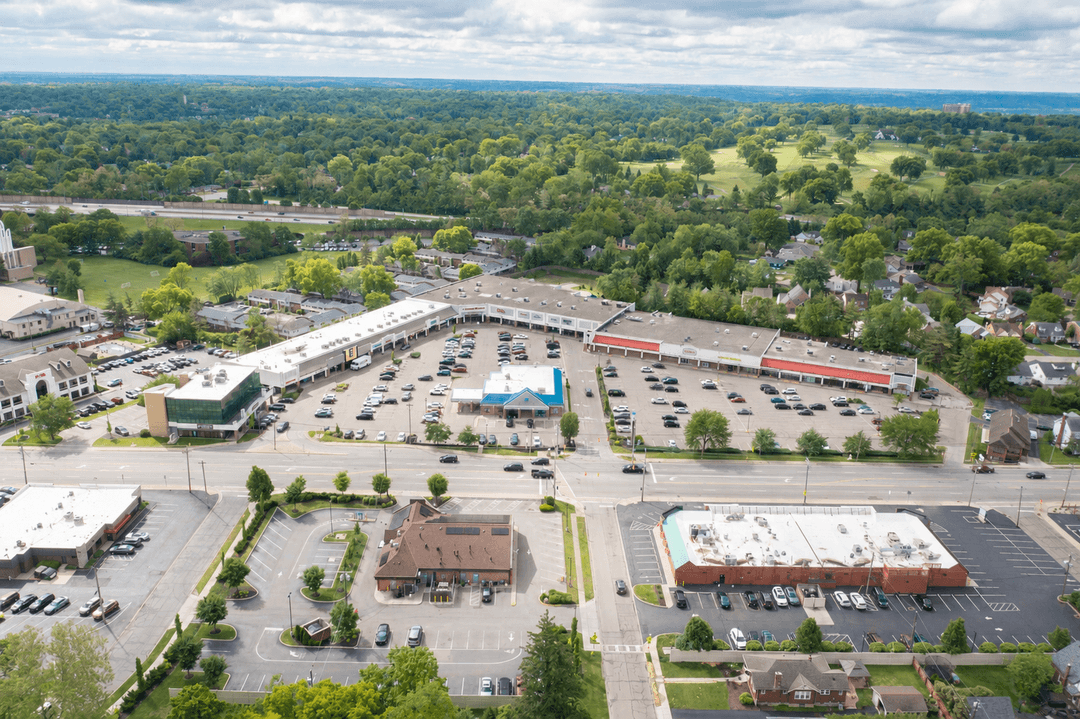 Image of Shoppes At Kenwood Property
