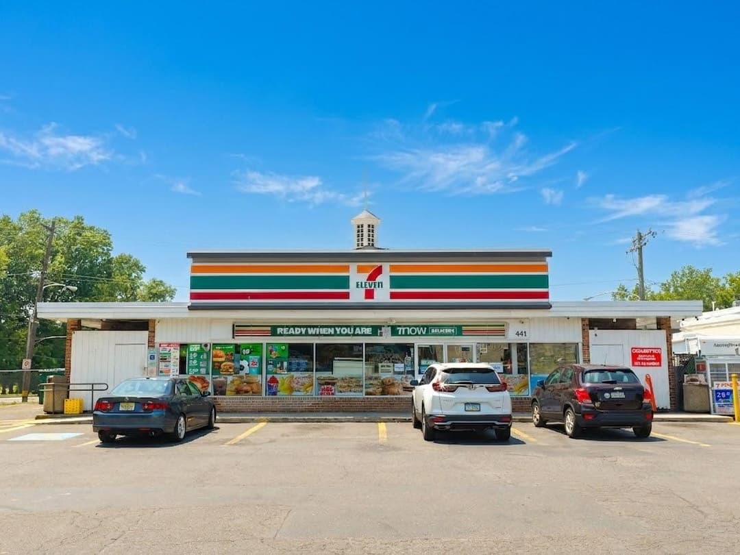 Image of 7-Eleven Property