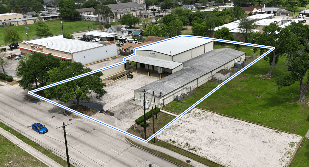 Image of 905 Shaver Street Property